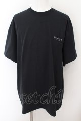 unrelaxing / バックプリントBIG Tシャツ F ブラック O-24-06-15-011-un-ts-YM-ZT253