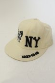 画像1: NEW ERA / BLACK YANKEES　キャップ  クリーム O-25-01-17-055-NE-za-YM-ZT497 (1)