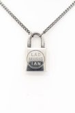 画像1: LAD MUSICIAN / NECKLACE MINI PADLOCK 　ネックレス  ダークシルバー O-24-07-23-046-LA-ac-YM-ZT471 (1)