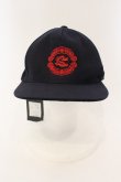 画像2: Moonage Devilment(清春) / EMBROIDERY FLAT VISOR キャップ  ブラック（ネイビー）ｘレッド O-25-01-09-072-Mo-za-YM-OS (2)